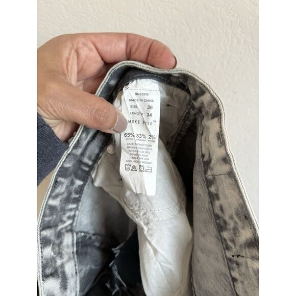 Smoke Rise Men's 36x34 Distressed Ripped Taper Denim Frost Gray Stretch Jeans - Picture 10 of 10